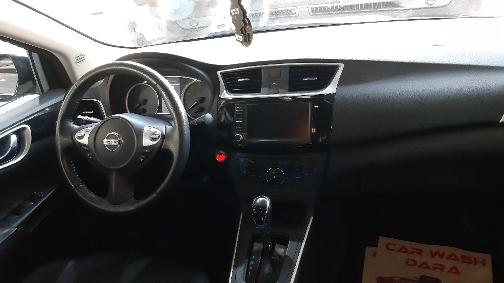 Nissan Sentra